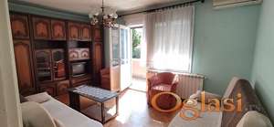 Stara Višnjička banja, ul. Vladimira Ćetkovića, 3.0, useljiv, svetao..